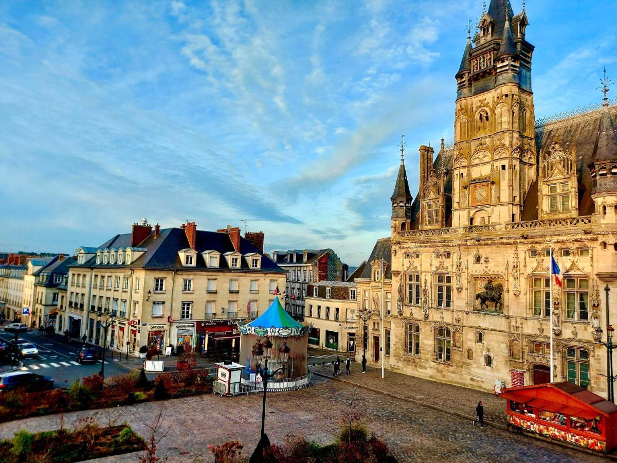 Appartement Exceptionnel En Ultra Centre Ville Compiègne Exteriér fotografie